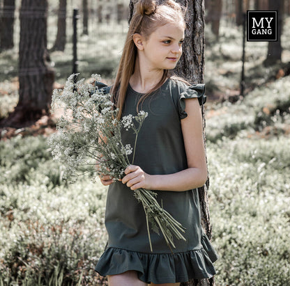 Children's dress with frills